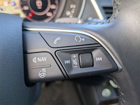 Used 2019 Audi Q5 2.0T Premium Plus w/ Premium Plus Package image 19