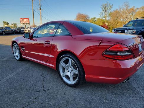 Used 2011 Mercedes-Benz SL 550 image 9