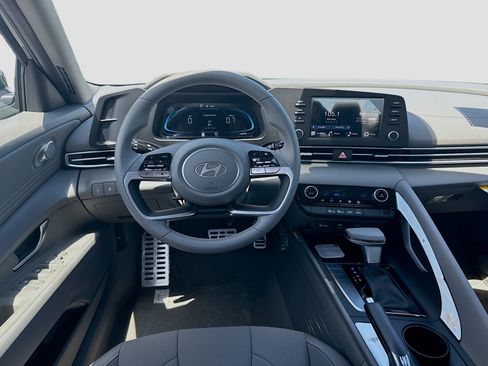 New 2026 Hyundai Elantra Sport FWD image 15