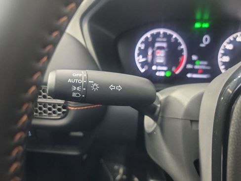 Certified 2025 Honda HR-V Sport image 27