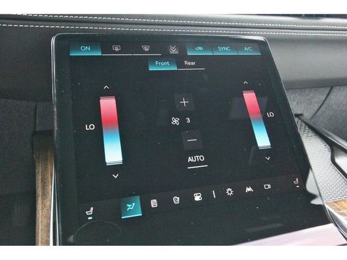 New 2025 Cadillac Escalade Sport Platinum w/ LPO, ONYX Package image 19