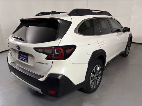Used 2024 Subaru Outback Limited image 10