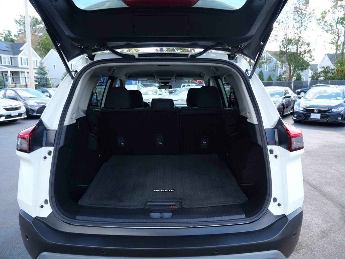 Used 2023 Nissan Rogue S AWD/4WD image 32