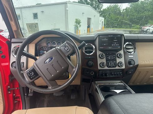 Used 2016 Ford F250 Lariat w/ Lariat Ultimate Package AWD/4WD image 8