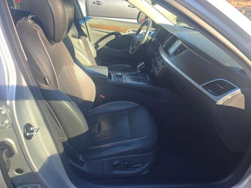 Used 2017 Genesis G80 3.8 w/ Option Group 03 image 13