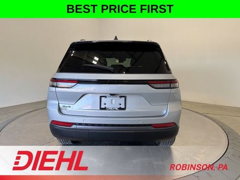 New 2026 Jeep Grand Cherokee Altitude AWD/4WD image 6