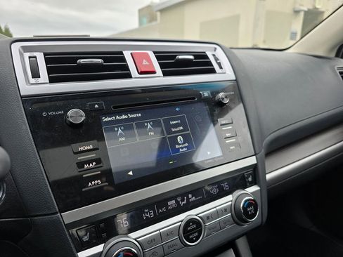 Used 2016 Subaru Legacy 2.5i Limited image 28