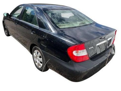 Used 2004 Toyota Camry FWD image 3