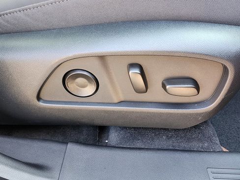 New 2026 GMC Terrain AT4 w/ Convenience Package III image 41