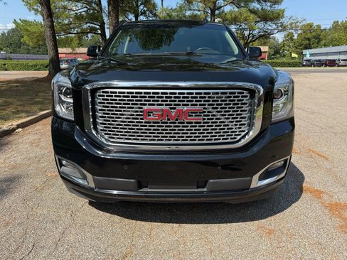 Used 2015 GMC Yukon Denali w/ Open Road Package image 8