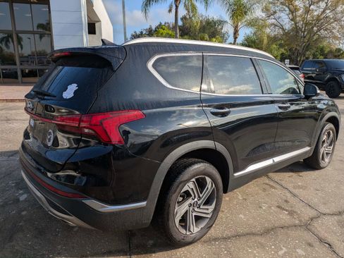 Used 2023 Hyundai Santa Fe SEL w/ Premium Package image 4