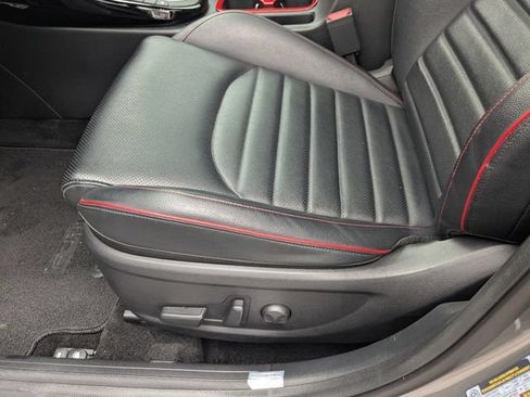 Certified 2022 Kia Forte GT w/ GT2 Package FWD image 19