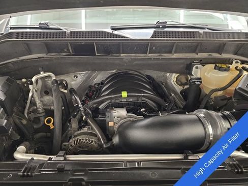 Used 2020 Chevrolet Silverado 1500 High Country w/ Technology Package AWD/4WD image 36