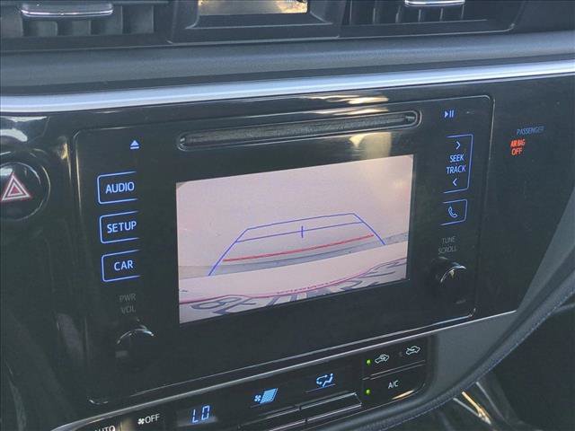 Used 2018 Toyota Corolla SE w/ Carpet Mat Package (TMS) FWD image 13