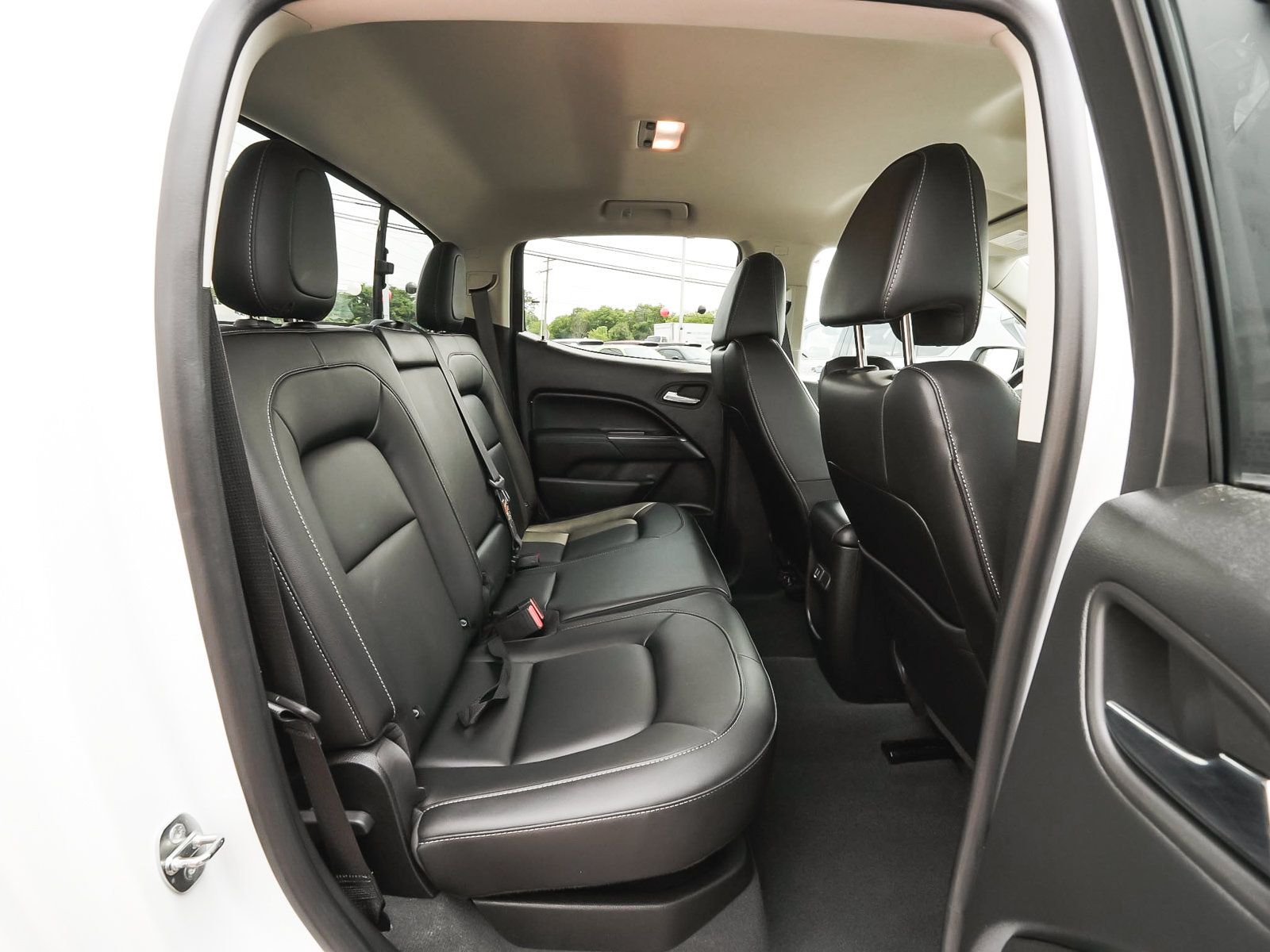 Used 2022 GMC Canyon Elevation w/ Elevation Premium Package AWD/4WD image 36