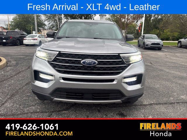 Used 2022 Ford Explorer XLT w/ Equipment Group 202A AWD/4WD image 8