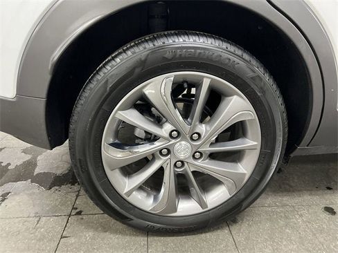 Used 2022 Buick Encore GX Essence w/ Experience Buick Package image 32