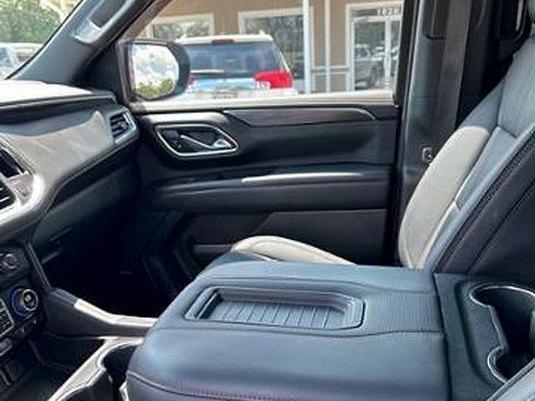 Used 2022 Chevrolet Tahoe RST w/ Luxury Package image 15