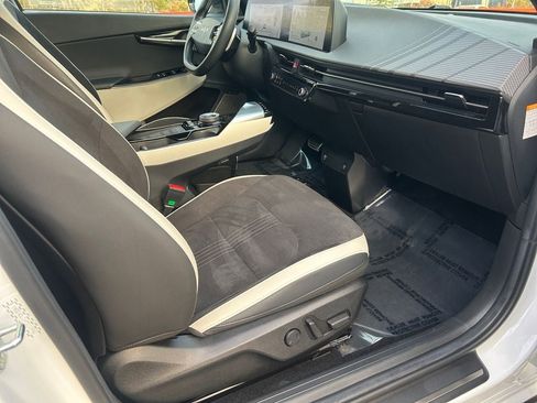 Used 2023 Kia EV6 GT-Line w/ GT-Line Suede Seat Package image 26