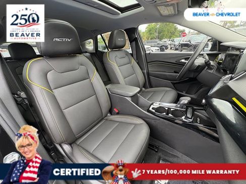 Used 2026 Chevrolet Trax ACTIV w/ Sunroof Package FWD image 27