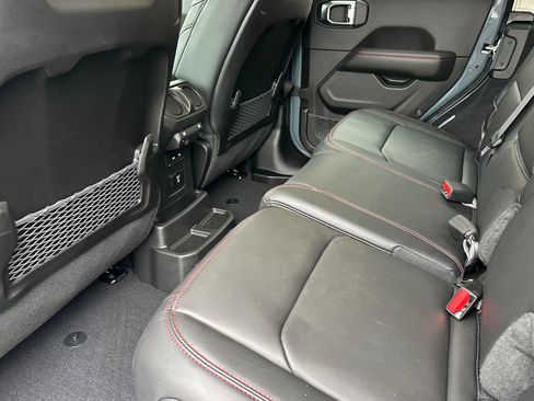 New 2026 Jeep Wrangler Unlimited Rubicon image 11