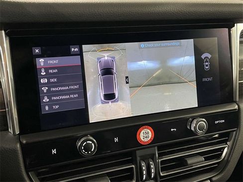 Certified 2025 Porsche Macan image 33