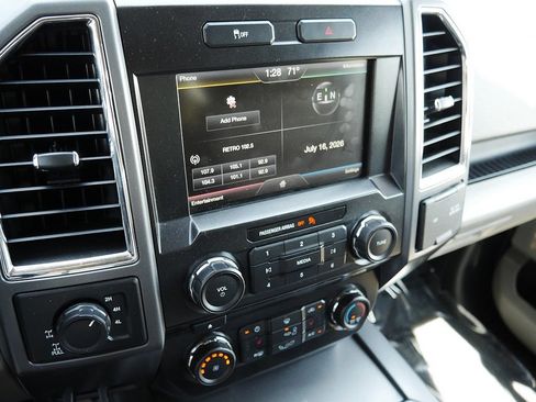 Used 2015 Ford F150 XLT w/ Equipment Group 302A Luxury AWD/4WD image 32