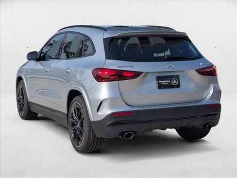 New 2026 Mercedes-Benz GLA 35 AMG 4MATIC image 9