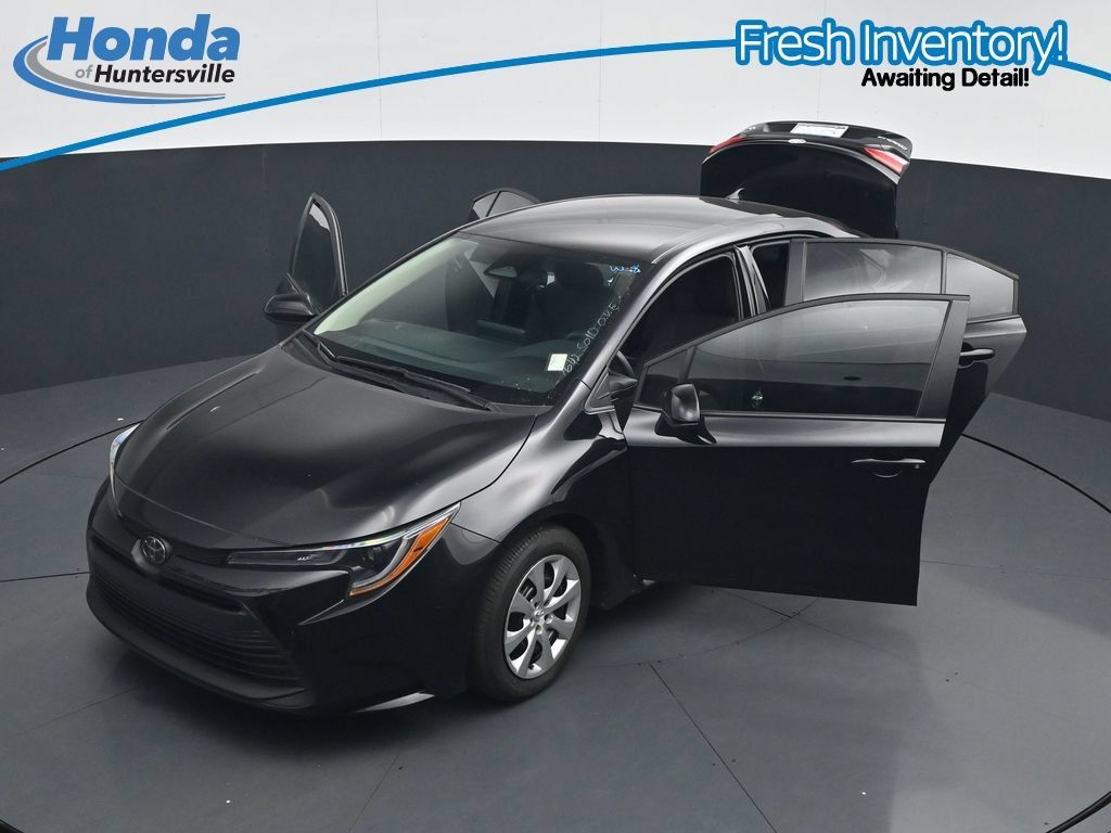 Used 2026 Toyota Corolla LE FWD image 46