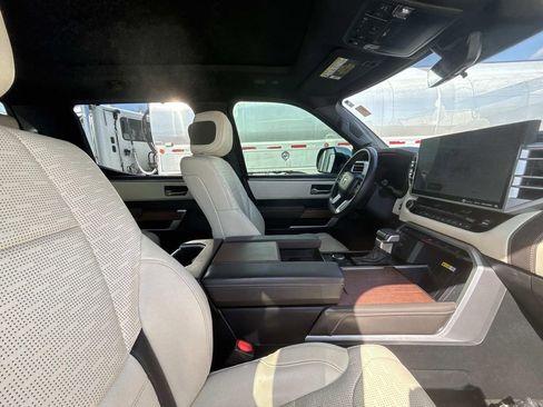 Used 2023 Toyota Tundra 1794 Edition image 17