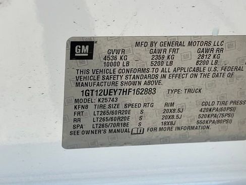 Used 2017 GMC Sierra 2500 Denali w/ Duramax Plus Package AWD/4WD image 29