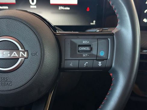 Certified 2025 Nissan Kicks SR AWD/4WD image 24