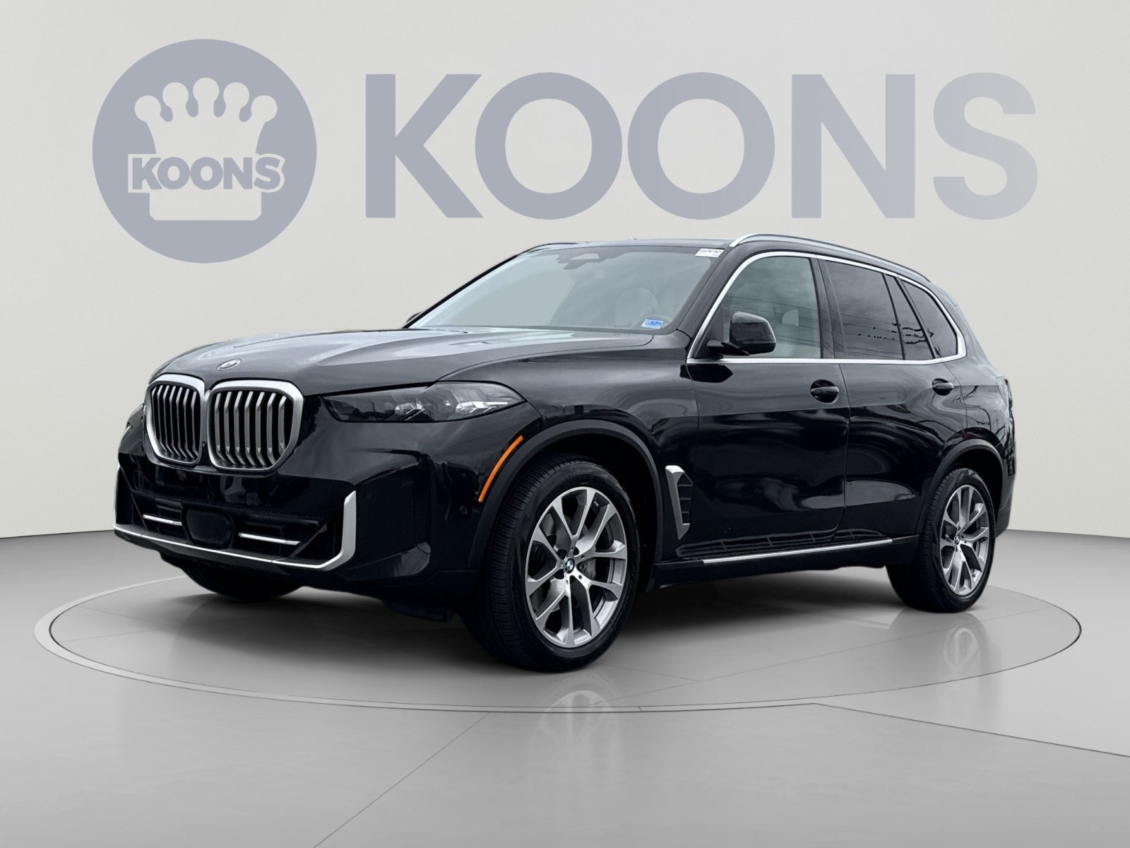 Used 2024 BMW X5 xDrive40i w/ Parking Assistance Package AWD/4WD image 1