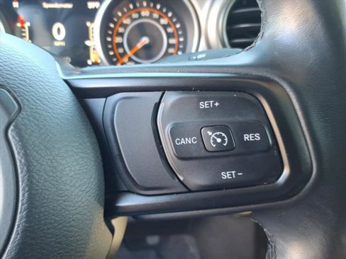 Used 2021 Jeep Gladiator Sport image 26