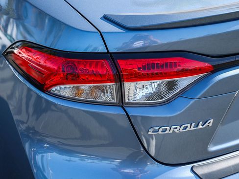 Used 2024 Toyota Corolla SE image 8