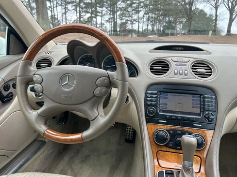 Used 2008 Mercedes-Benz SL 550 image 35