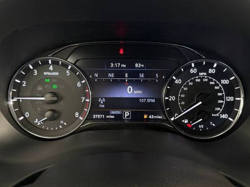 Used 2024 INFINITI QX80 Luxe image 19