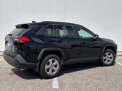 Used 2022 Toyota RAV4 XLE w/ XLE Grade Weather Package AWD/4WD image 6