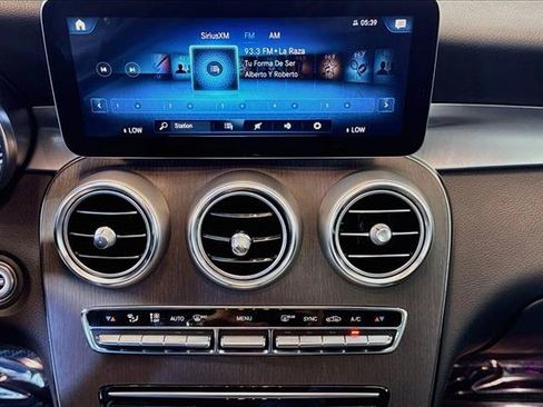 Used 2022 Mercedes-Benz GLC 300 4MATIC image 15