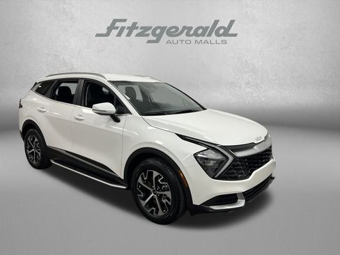 Used 2023 Kia Sportage EX image 8