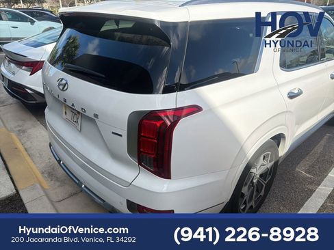 Used 2022 Hyundai Palisade Calligraphy image 7