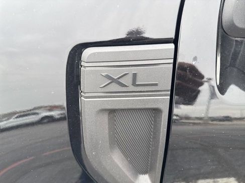 Used 2024 Ford Maverick XL image 12