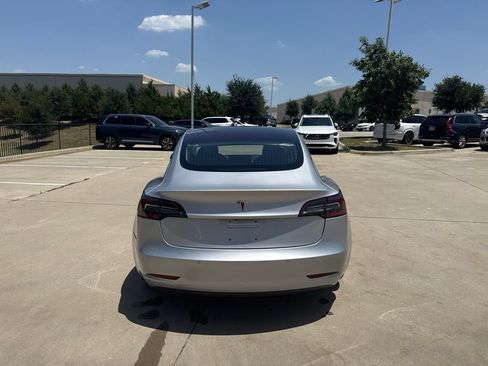 Used 2018 Tesla Model 3 Long Range RWD image 6