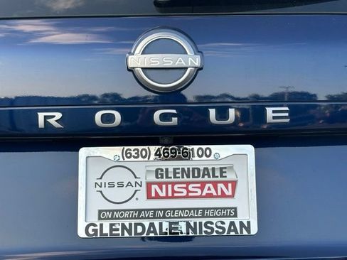 Certified 2025 Nissan Rogue SV AWD/4WD image 13