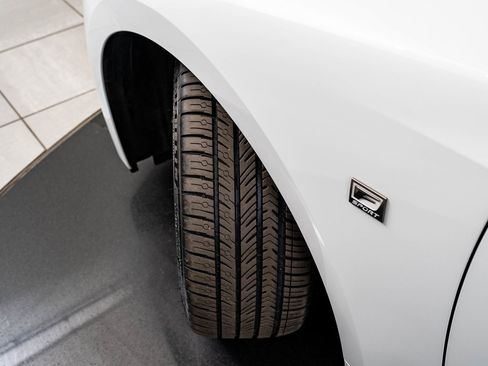 Certified 2022 Lexus IS 350 F Sport image 47