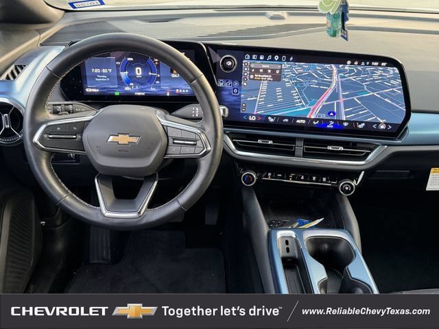 Used 2024 Chevrolet Equinox EV LT FWD image 12
