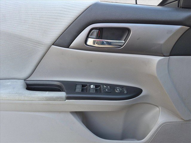 Used 2015 Honda Accord LX image 11