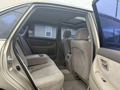Used 2000 Toyota Avalon XL image 18