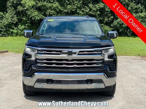 Used 2025 Chevrolet Silverado 1500 LTZ w/ Technology Package AWD/4WD image 2