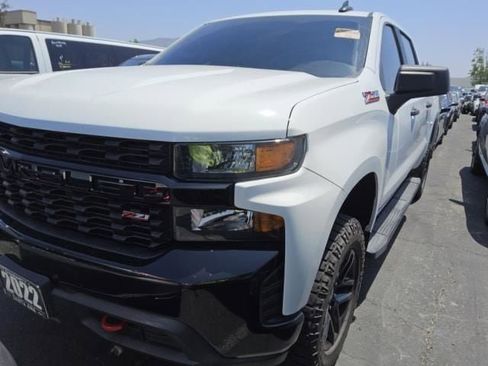 Used 2022 Chevrolet Silverado 1500 Custom Trail Boss AWD/4WD image 3